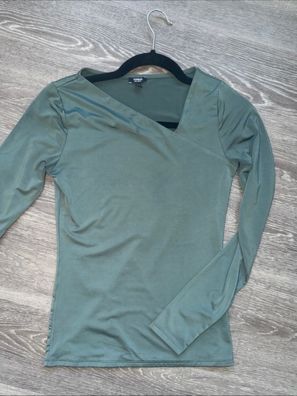 Express body contour asymmetrical long sleeve top - XS